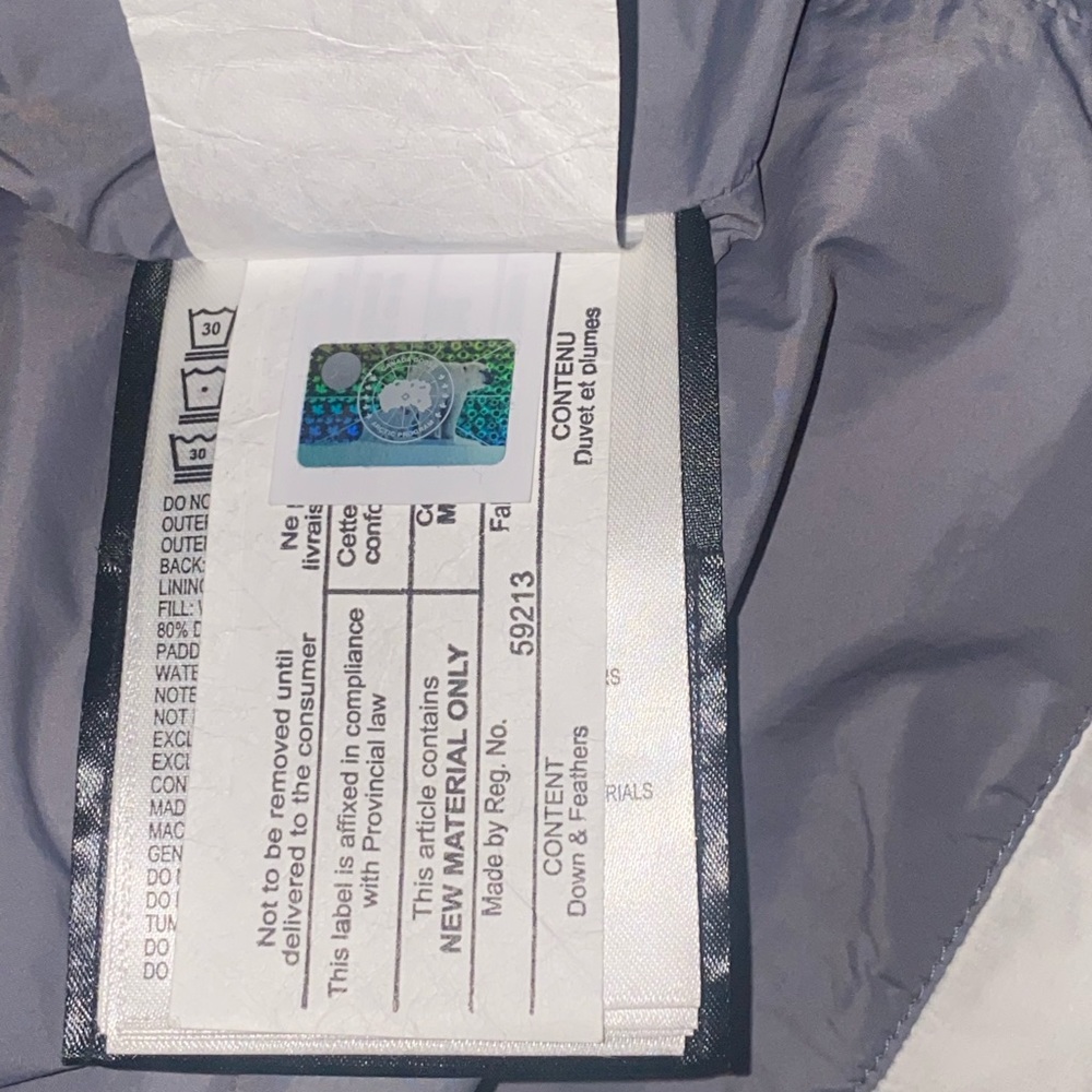 Canada Goose Bomber jacket - Picture 2 of 5